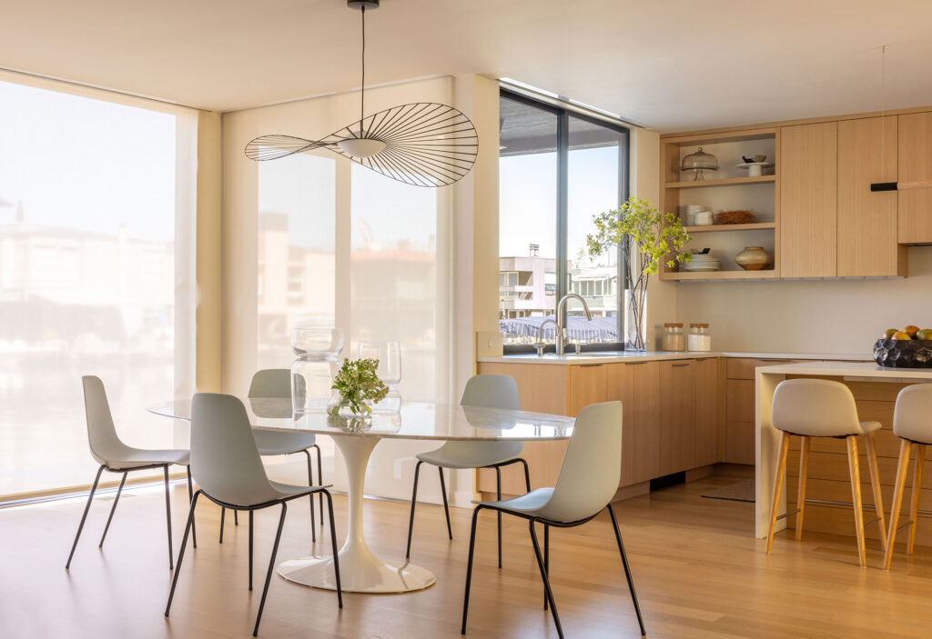Dining Area in Seattle Houseboat by NB Design