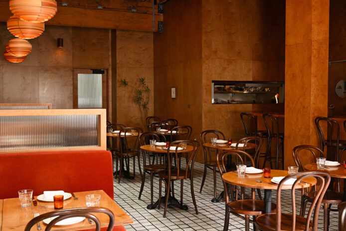 Etra Interior