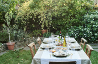Garden Outdoor Dining Table
