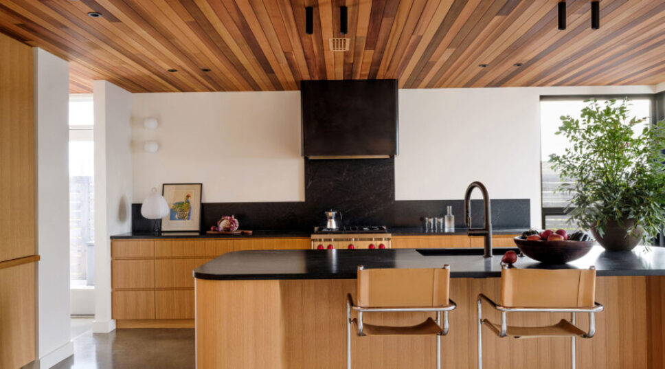 This 1950s Portland Home Leans Into Its Quintessential Mid-Century Style