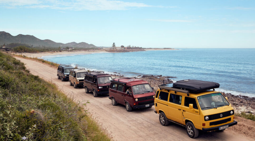 These Are the Essential Safety Tools Every Traveler Needs in the Car for a Road Trip