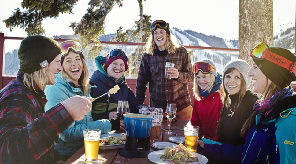 These Are the Absolute Best Things to Eat Après-Ski (and Where to Find Them)